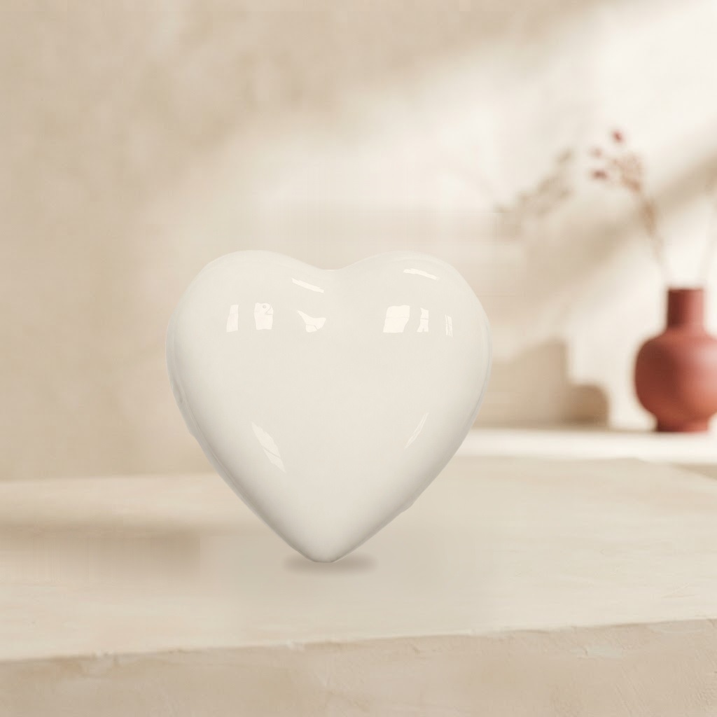 RELICARIO CERAMICA CORAZON BLANCO — Incinération · Urnas alabastro, cristal y otros · Ref. 7802009 | Ramón Chao