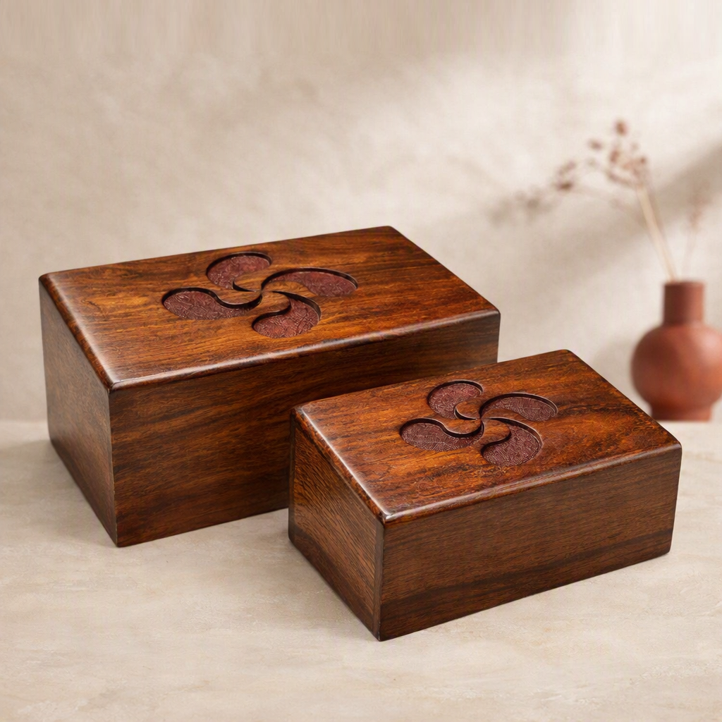 MINI URNA MADERA LOREA LAUBURU — Incineración · Urnas madera · Ref. 7806009 | Ramón Chao