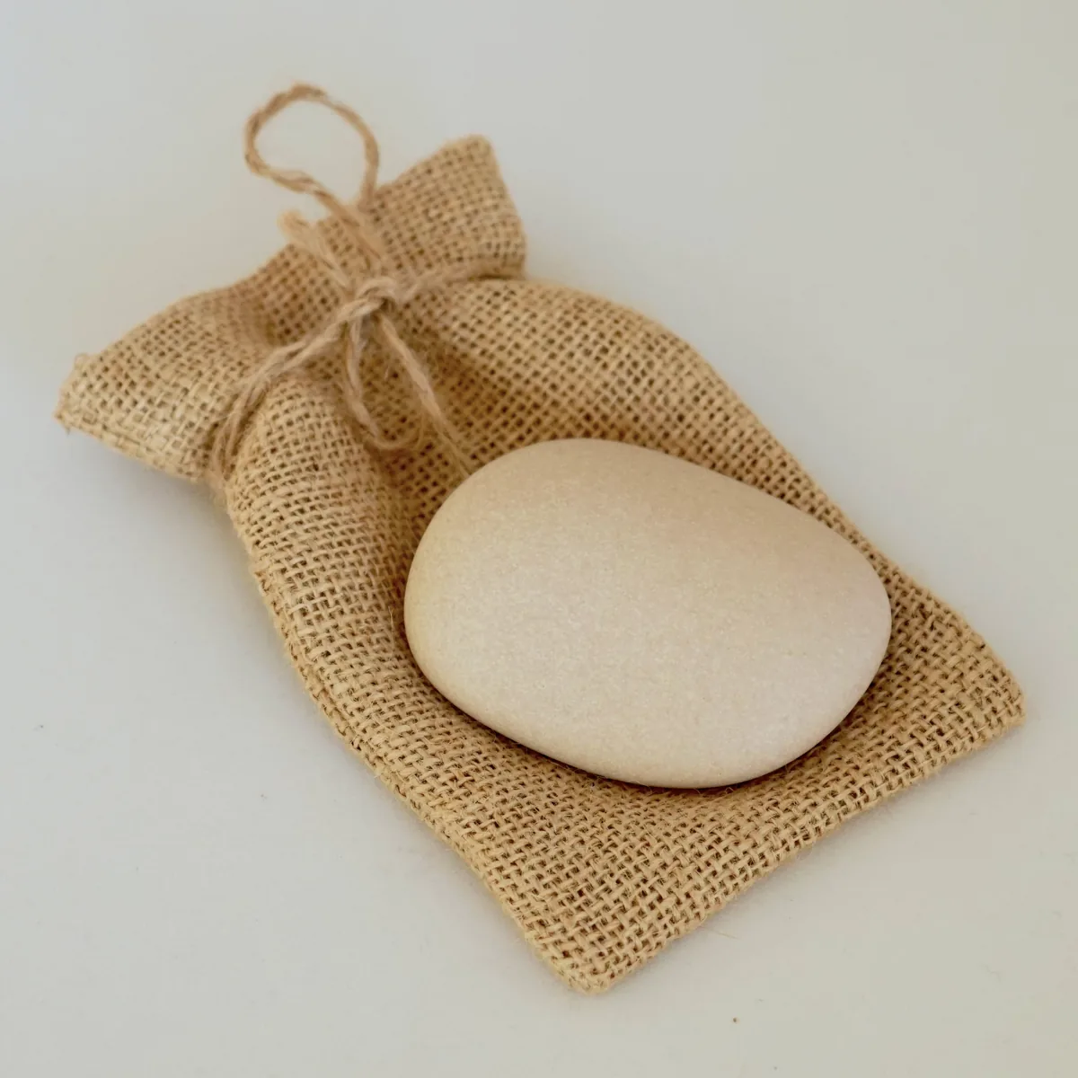 RELICARIO PIEDRA BEIGE — Incineración · Urnas alabastro, cristal y otros · Ref. 7779321 | Ramón Chao